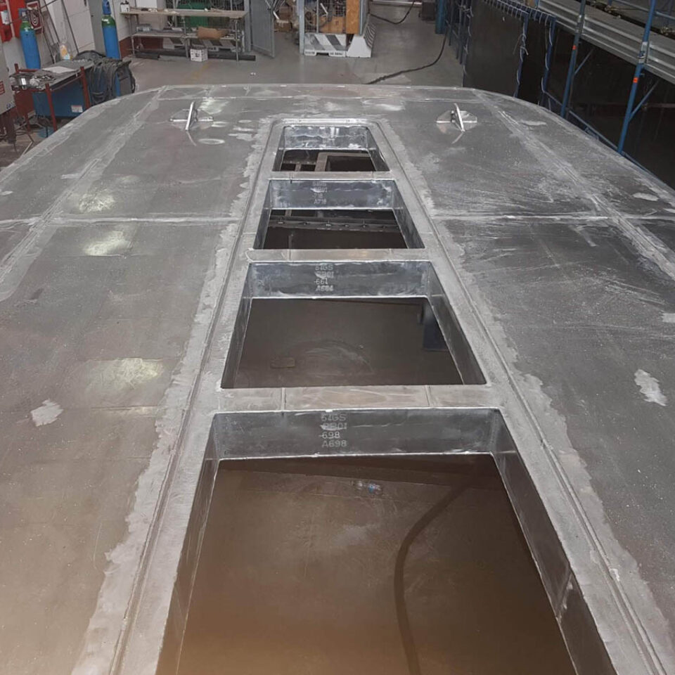 Cantiere Macchi Yacht