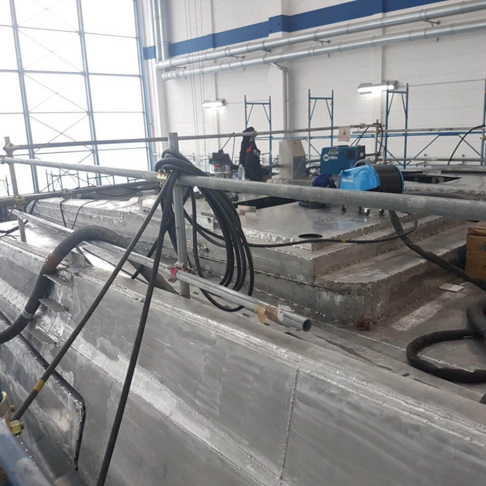 Cantiere Macchi Yacht